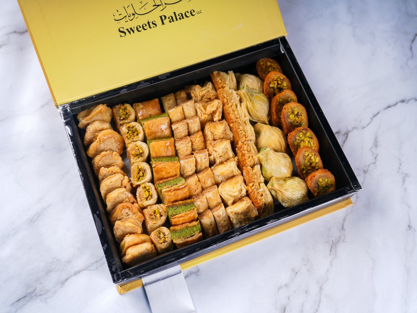 Mixed baklava box